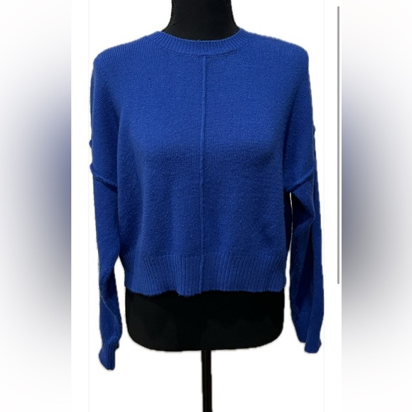 Women's Blue Sweater - Picture 1 of 2